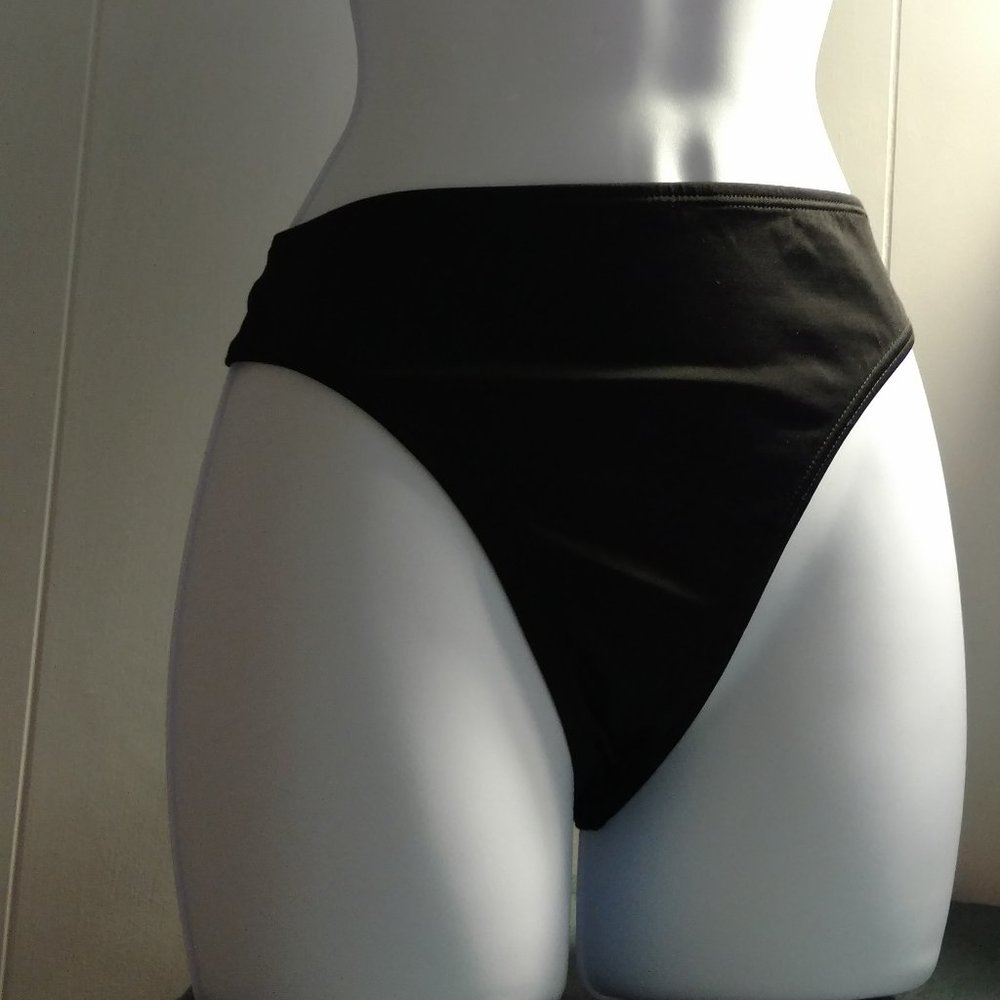 New Island Escape Black Large/10 Bikini Bottom